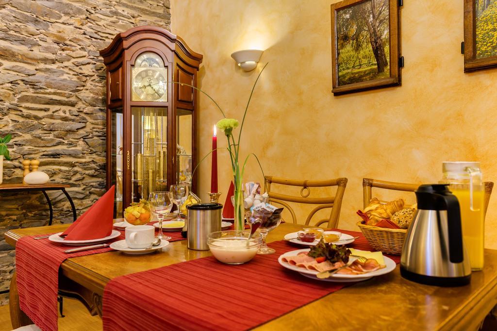 Moselhotel Ludwigs Kowerich Ngoại thất bức ảnh