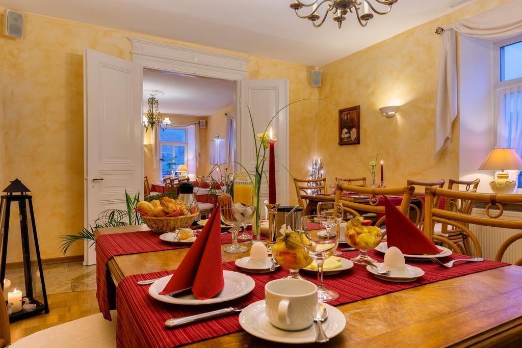 Moselhotel Ludwigs Kowerich Ngoại thất bức ảnh